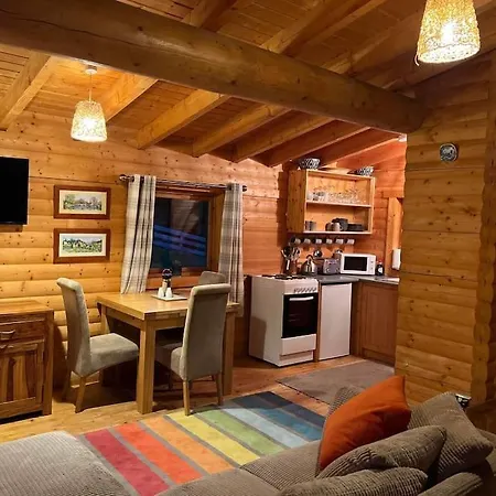 Riverside Lodge In Killiecrankie Bridge of Tilt Esterno foto