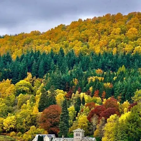 Riverside Lodge In Killiecrankie Bridge of Tilt Esterno foto