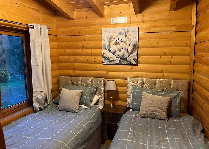 Riverside Lodge In Killiecrankie